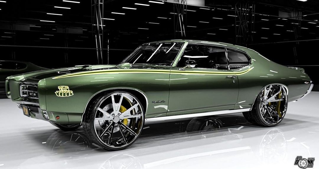 '69 Pontiac GTO Judge