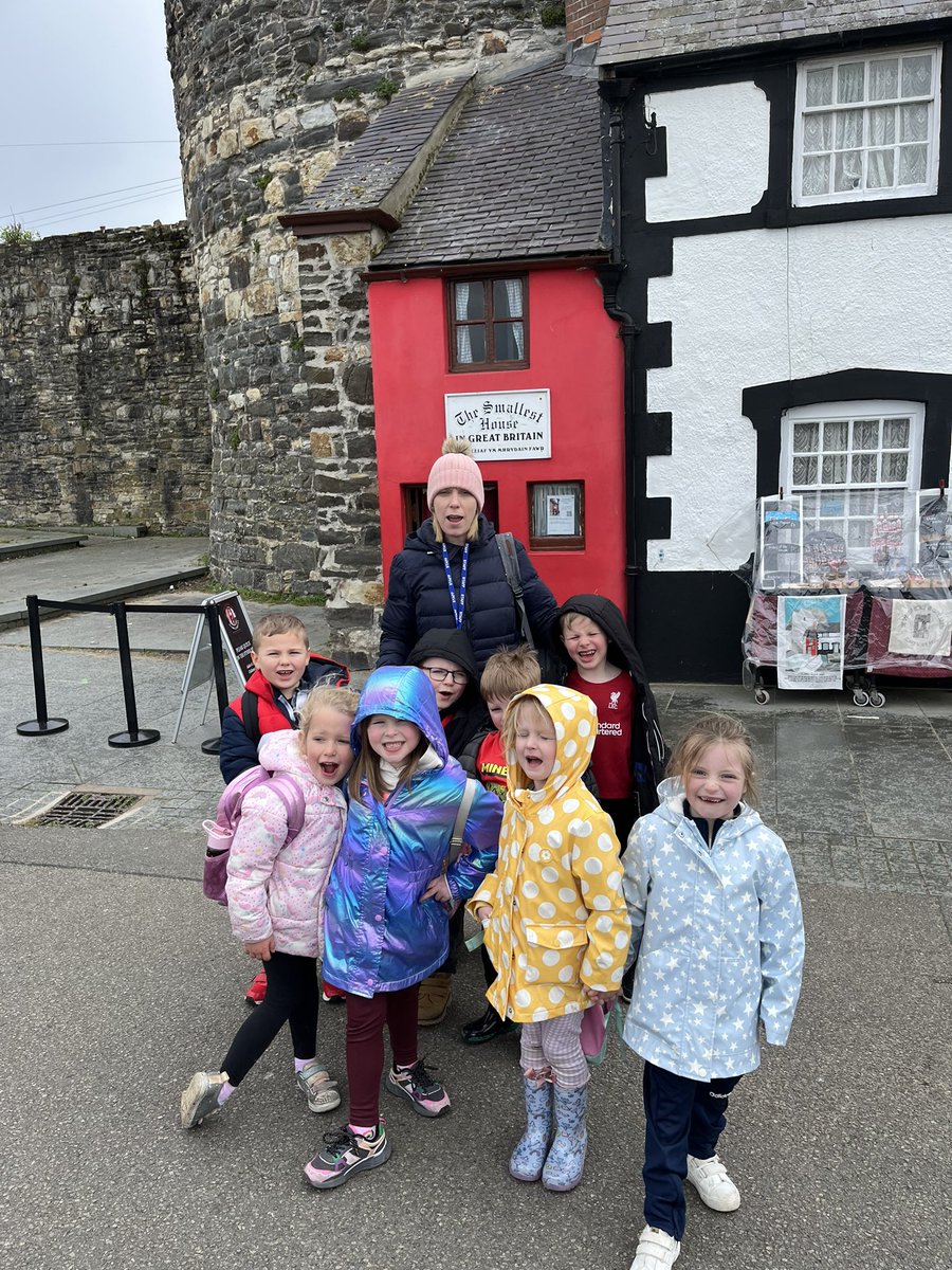 HighStPrimary's tweet image. Year 1 fun in. Conwy