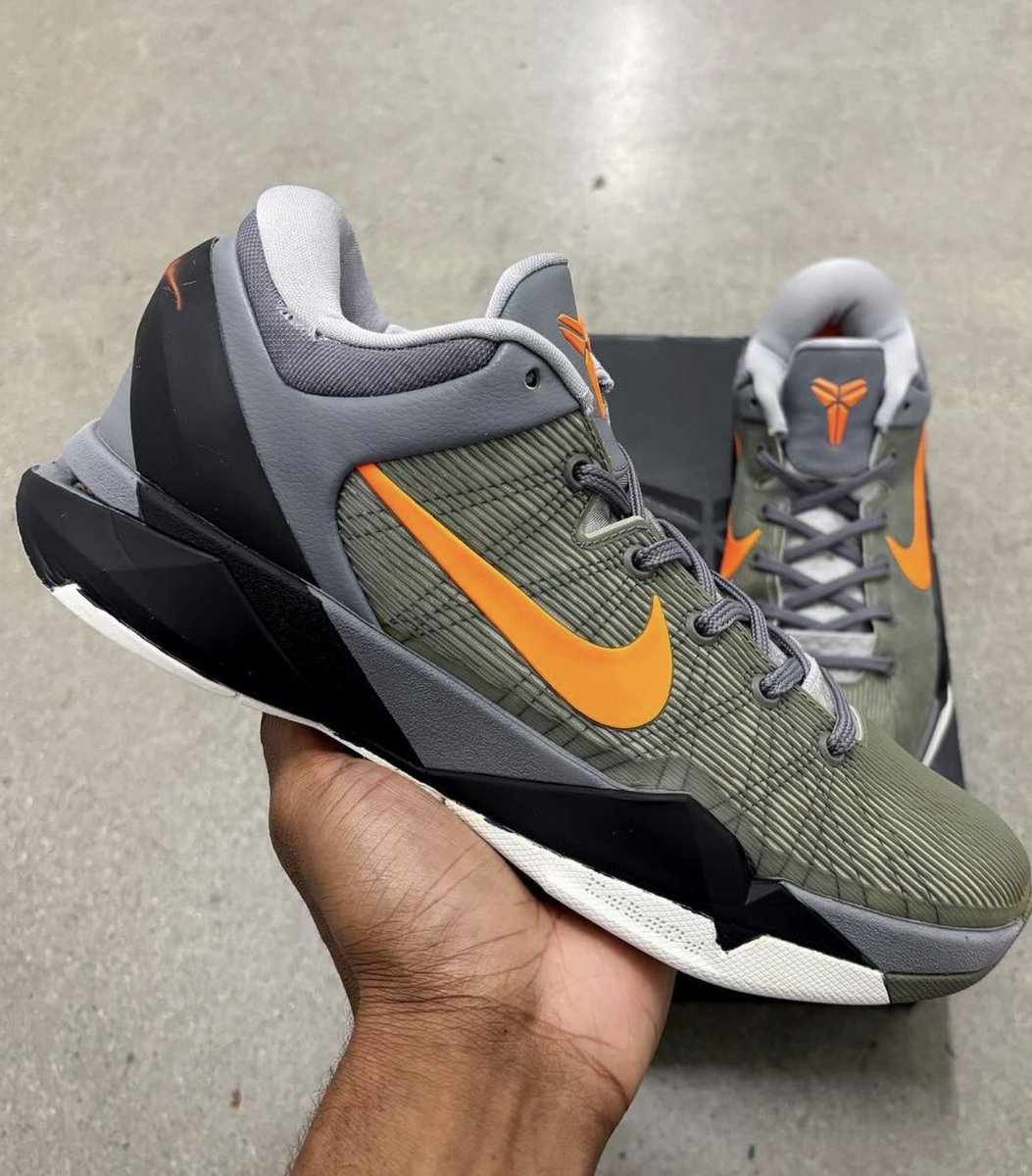 Nike Zoom Kobe 7 System “Wolf Grey” (2012)