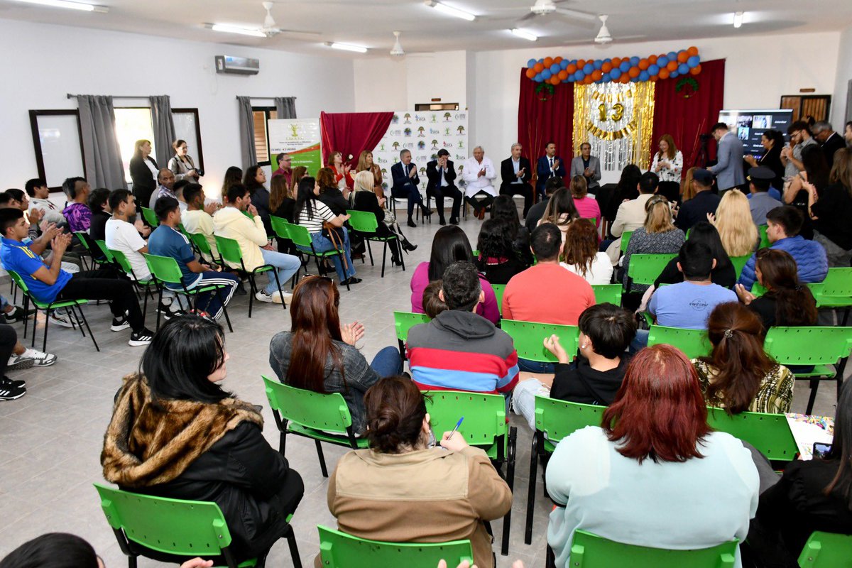 GobiernoSDE's tweet photo. #CREASE | El Centro de Rehabilitaciones en Adicciones
celebró su 13º aniversario con el lanzamiento del programa CADCA EE.UU. (Coaliciones Comunitarias Antidrogas de Estados Unidos), que promueve acciones en red para la prevención integral de adicciones en el mundo. https://t.co/Nblsk2CnD0