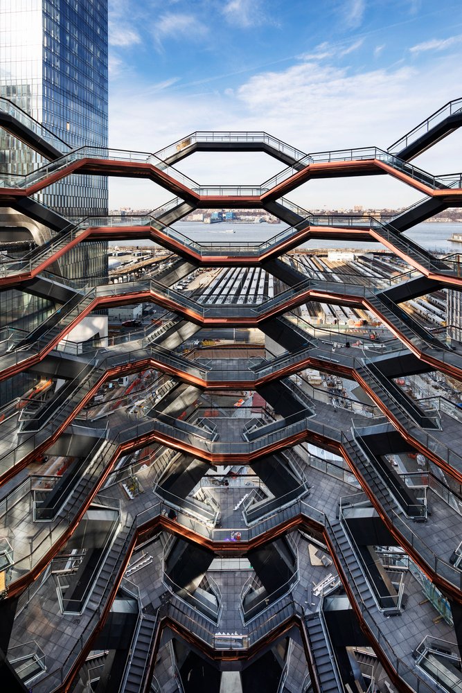 w_emerg's tweet photo. Project name: Vessel Public Landmark
Architects: Heatherwick Studio | Year: 2020 | Photographs: Michael Moran for Related-Oxford
Localisation: New York, USA
#TVessel #HudsonYards #HeatherwickStudio #NYCLandmark #UrbanExploration #PublicArt #ManhattanViews #NYCTourism https://t.co/X3wUHlkXC3