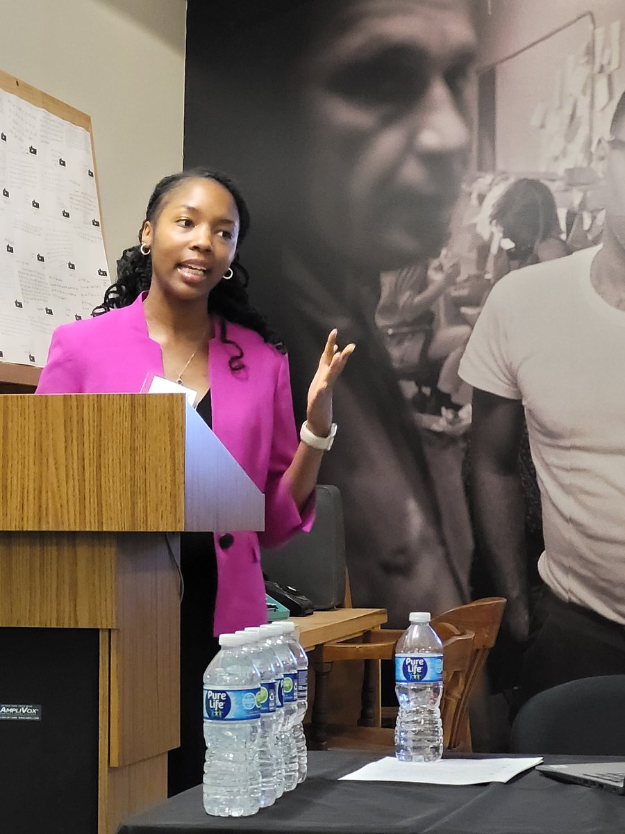 Session 3: Camryn Johnson presents her research on integration at Mississippi College
