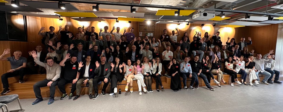 <a href="/AnkaraTekmer/">Ankara TEKMER</a> <a href="/workupisbankasi/">workupisbankasi</a> ev sahipliğinde bugün gerçekleştirilen ve Ağ Direktörümüz Sadık Köseoğlu nun da panelistler arasında yer aldığı <a href="/startups_watch/">startups watch</a> Ankara 2024/1 etkinliğinde girişimcilerin yanı sıra kamu ve özel sektör ekosistem paydaşlarıyla bir aradaydık🚀🚀