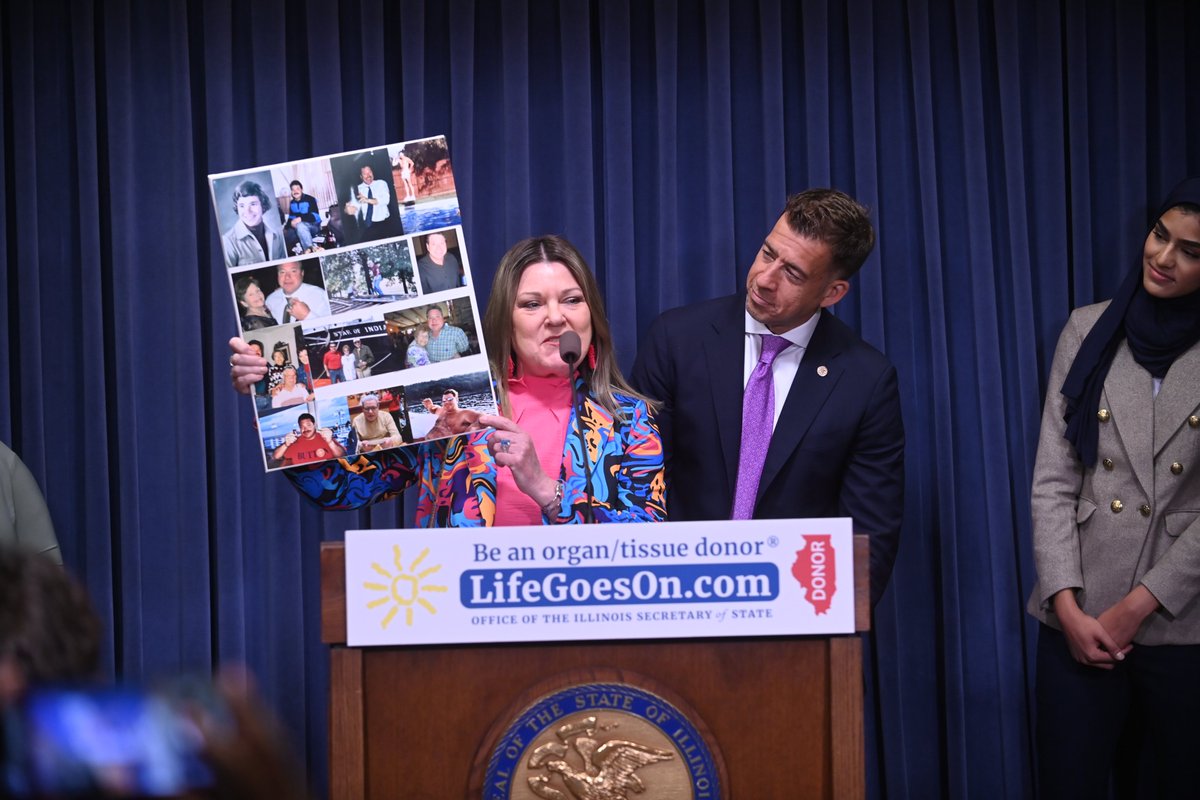 I spoke at a press conference with the Illinois SOS and Mid-America Transplant to highlight the need for organ & tissue donation. We also heard stories from constituents who shared their experiences. As an organ donor recipient myself, I will always raise awareness on this topic