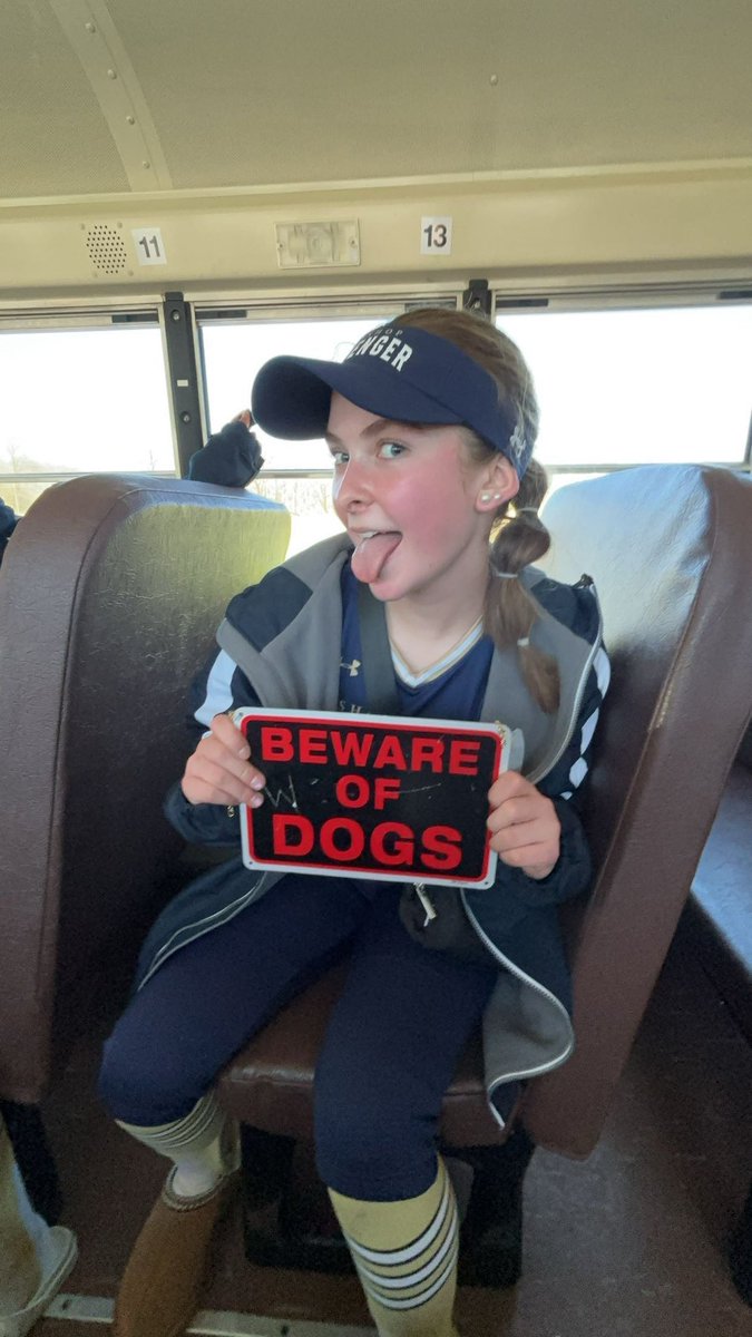 IsabellaTudorr's tweet photo. DOG OF THE DAY ALERT 🚨!! This week for BD softball i’ve had 15 strike outs and a 5- inning no hitter against Snider

@coachClark_UPA @ImpactRetweets @ExtraInningSB @D1Softball @CoachDot_LU @LibertySB @NDcoachGumpf https://t.co/hg1iiNphNN