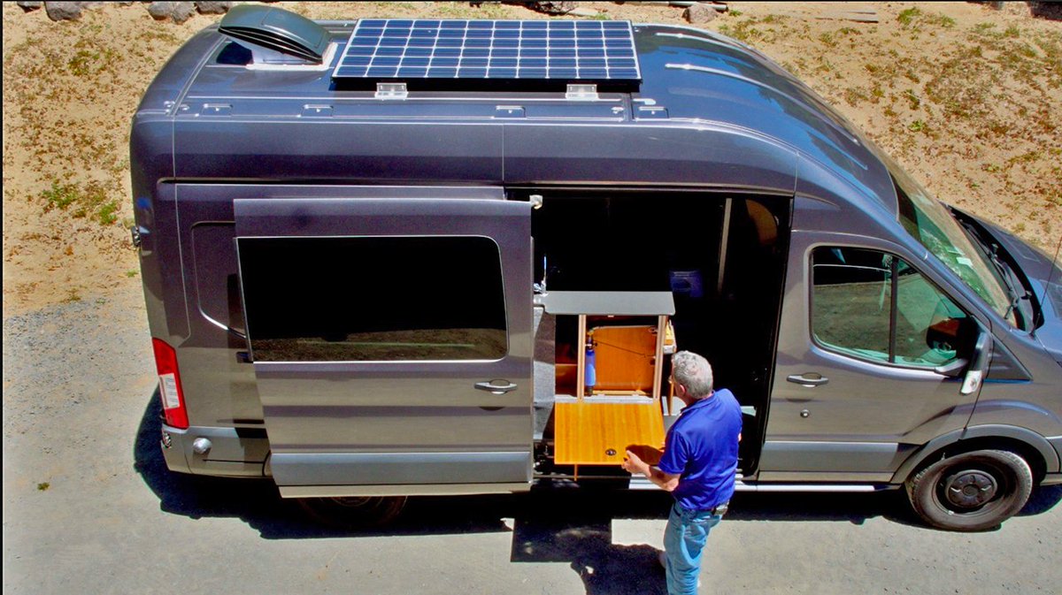 With two years & $20K, retired winery engineer Dave Orton turned a Ford Transit into an off-grid van home that sleeps 2, sits 4, & packs toilet, kitchen, & indoor shower. His modular build uses 80/20 aluminum extrusions. Watch the video by @kirstendirksen faircompanies.com/videos/retired…