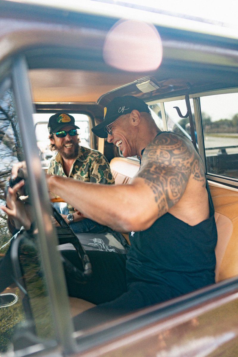 Brotherhood and fellowship 🫱🏼‍🫲🏾🍻🛻 Man I had the BEST TIME shooting this music video in Texas with my brother @janson_chris for his new song, 'Watcha See Is Whatcha Get' I've Chris for a few years now and not only did we immediately bond over our love for country music, but more