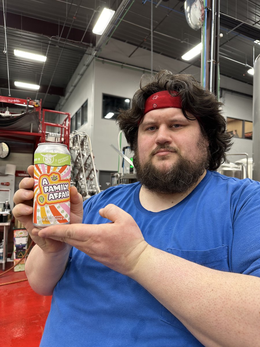 Is Mur excited for our beer collab with HASHERY in Hackensack or is he just enjoying their offerings a little early? ☁️☁️☁️☁️ Come try our 6.8% dank, resinous, piney, fruity West Coast IPA this weekend at CARLSTOCK (4/20).