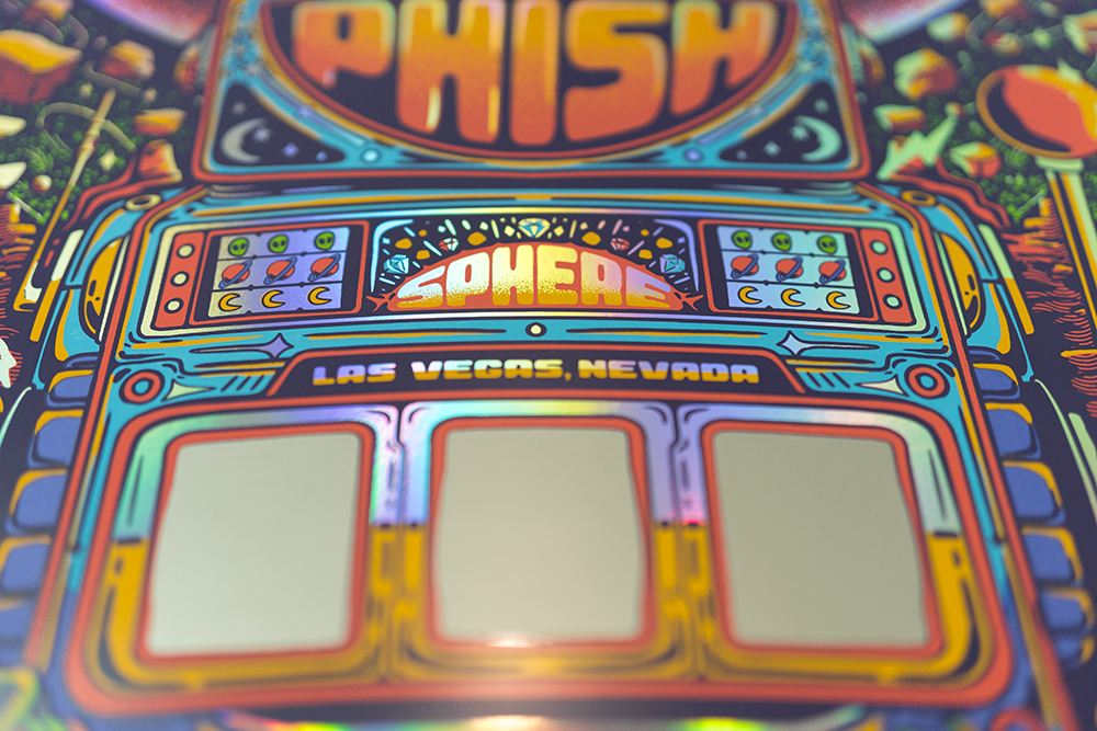 phishdrygoods's tweet image. Our second LE poster is by Lewy Jones. Main Edition of 1,300. 6-color screenprint. Both are 18"x24". There will be a very limited "scratch-off" foil variant with an edition of 600. You have the option of keeping the scratch-off layer on your foil posters for all eternity, or....