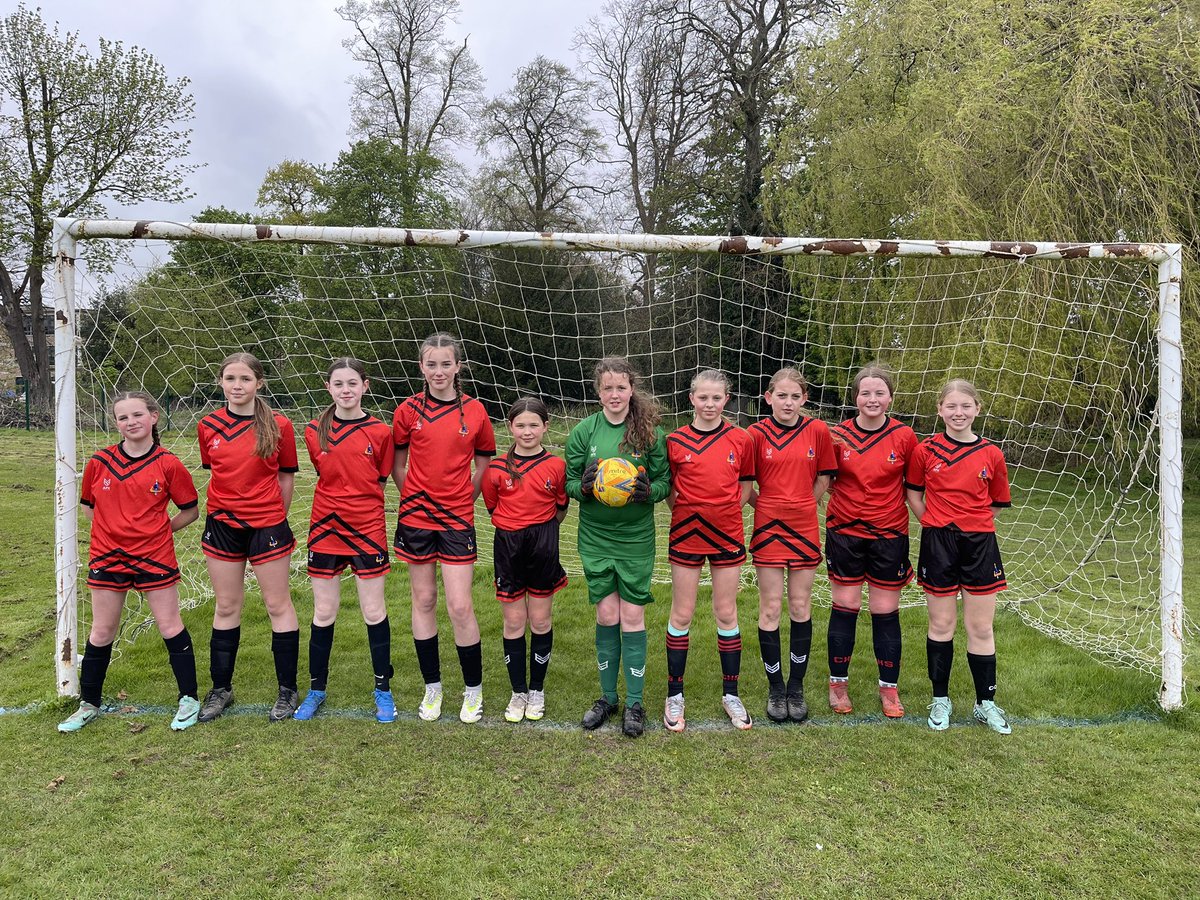 CottHighPE's tweet photo. Massive well done to our Under 12’s tonight in their semi-final of the Humberside Cup against Longcroft. A 4-1 win sees them through to the final ⚽️ Well played ladies. All round brilliant performances in some awful weather conditions 👌🏻☔️ @Cottingham_High https://t.co/glGhxkqWyR