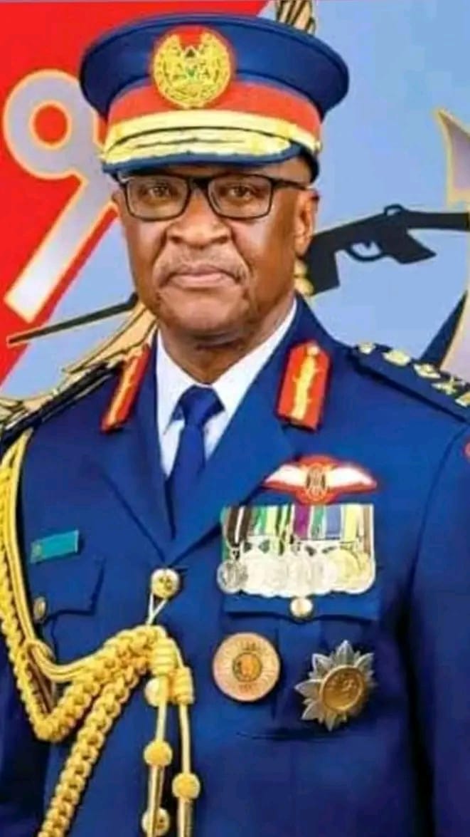 My condolences to family, friends and the nation at large on the death of CDF, General Francis Ogolla, and the other fallen gallant soldiers. Had a chance to work closely with the late General during the ACS23. Amiable, Fatherly with attention to detail. Chieng Odong Karapar!