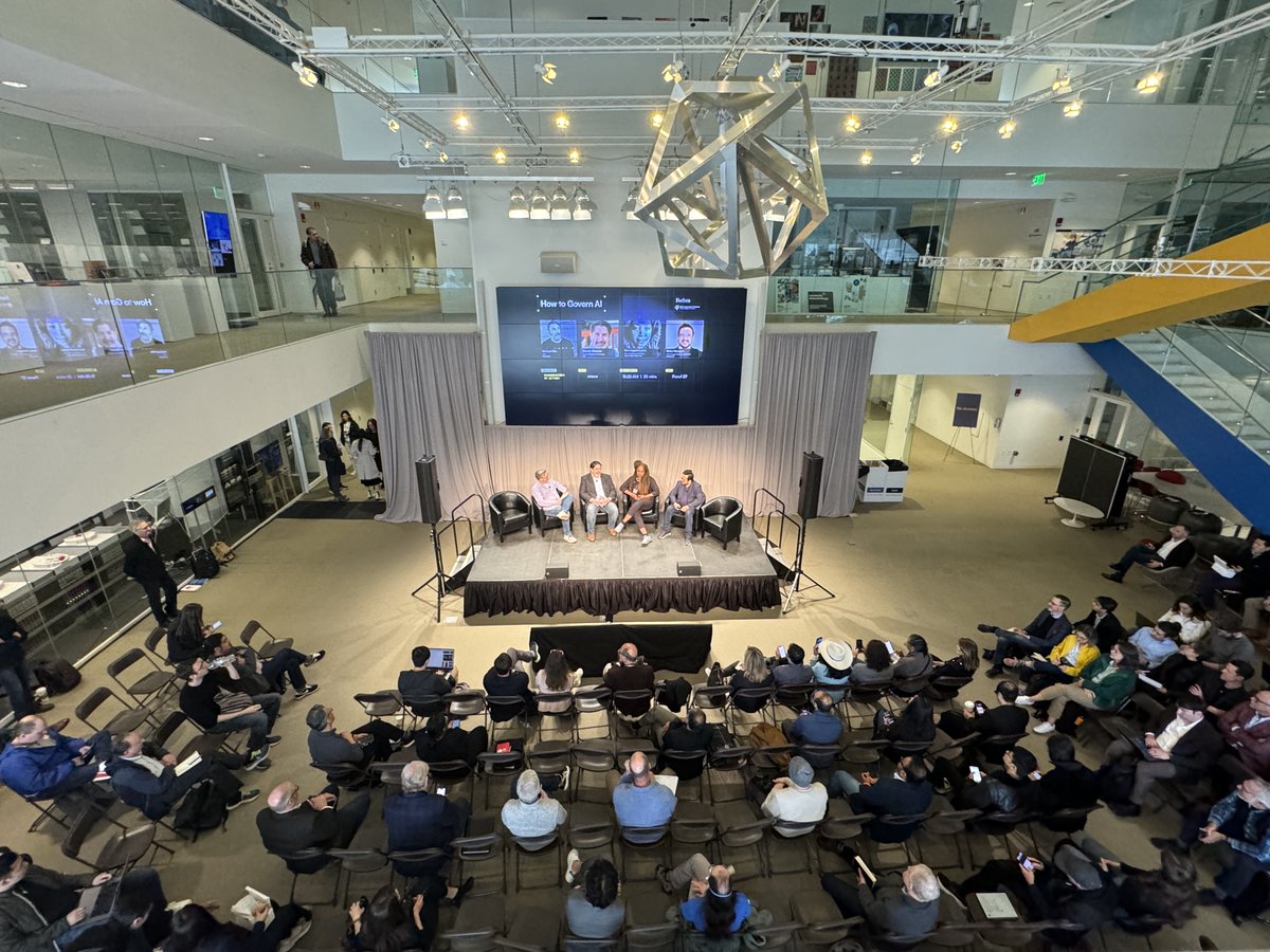 moreisdifferent's tweet photo. At #ImaginationInAction #MITForge2024
Anyone want to meet up?
Happy to chat about AI for healthcare & longevity, AGI, BCI, etc
I've been talking with Tanishq Matthew Abraham (@iScienceLuvr), who is working on open source foundation models for healthcare @MedARC_AI!! https://t.co/5zP4lxYjFE