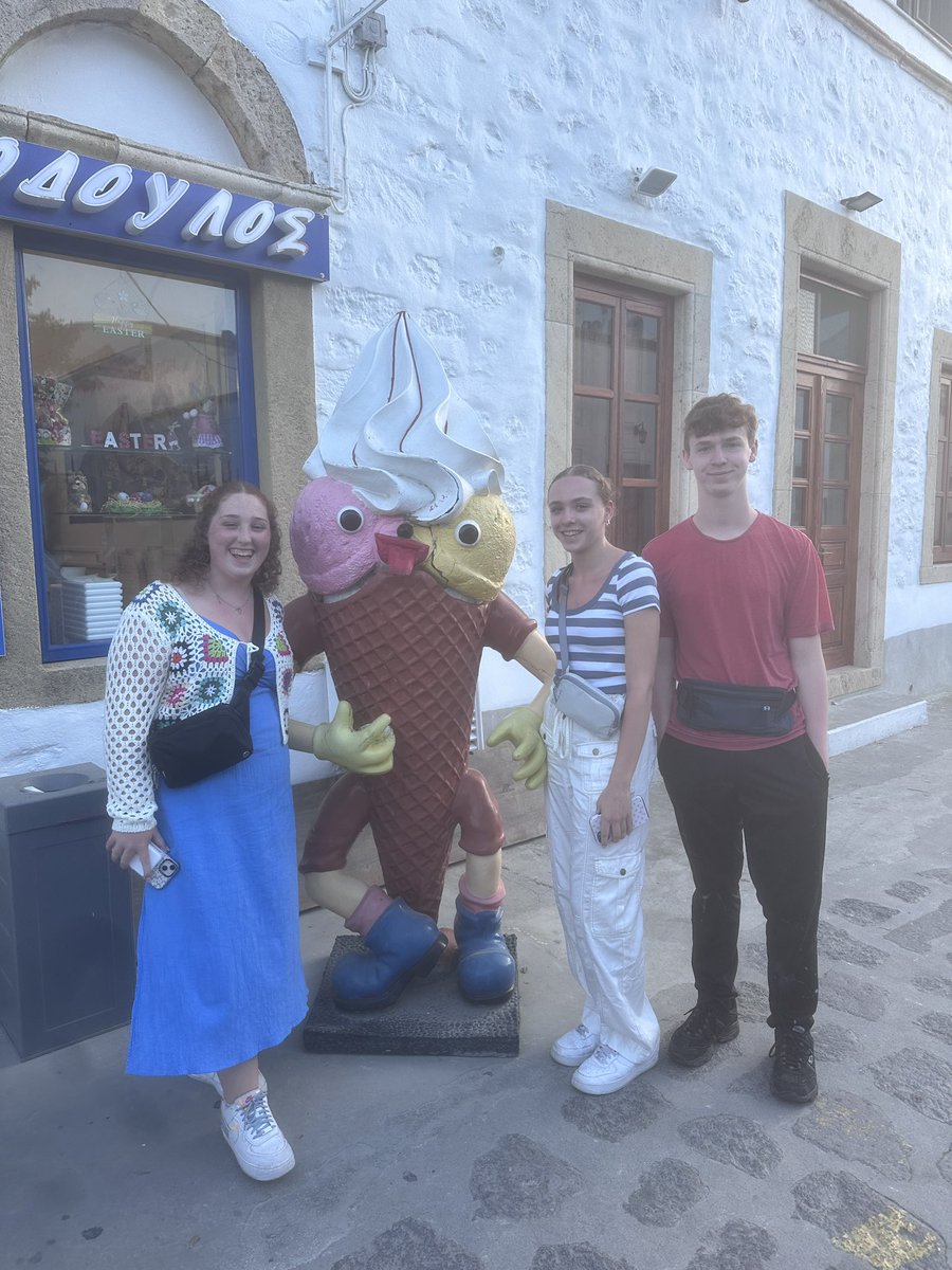 FHS2Greece's tweet photo. A quick stop for gelato before boarding in Patmos to head back to Athens tonight 🍦🛳️🇬🇷 https://t.co/GRZemERCl5