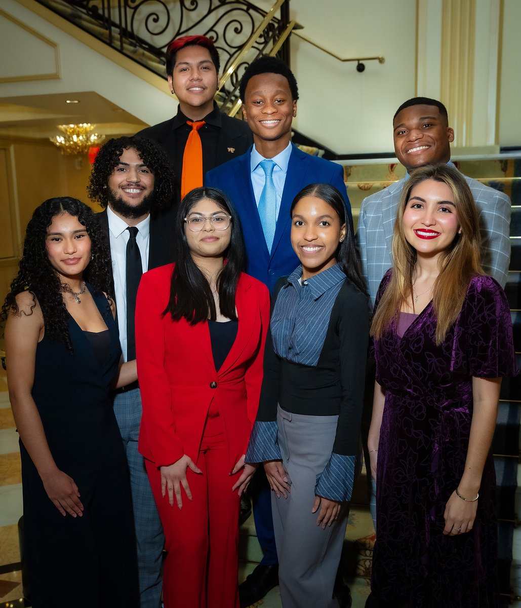 Yesterday, #WPUNJ honored #Yankees legend @bw51official (giving us an amazing jazz guitar performance with WP Jazz Orchestra🎸), alumna Valerie Paverd '03, and Gallo at the 33 Annual Legacy Award Gala for their community leadership. Proceeds support WP's academic scholarships. 👏