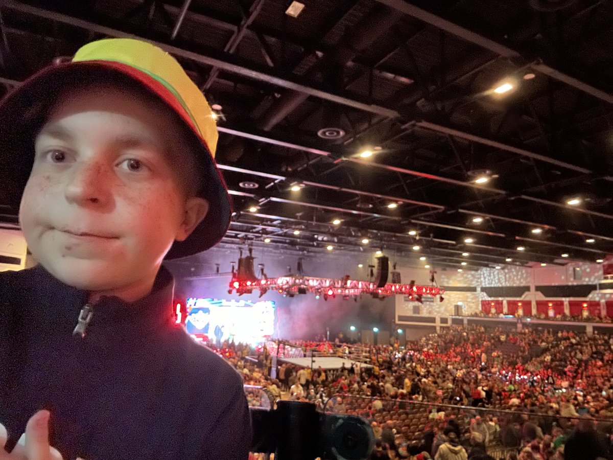 Jam1e07's tweet photo. We’re ready #WWECardiff ! Let’s get ready to rumble https://t.co/sul7UX9m17