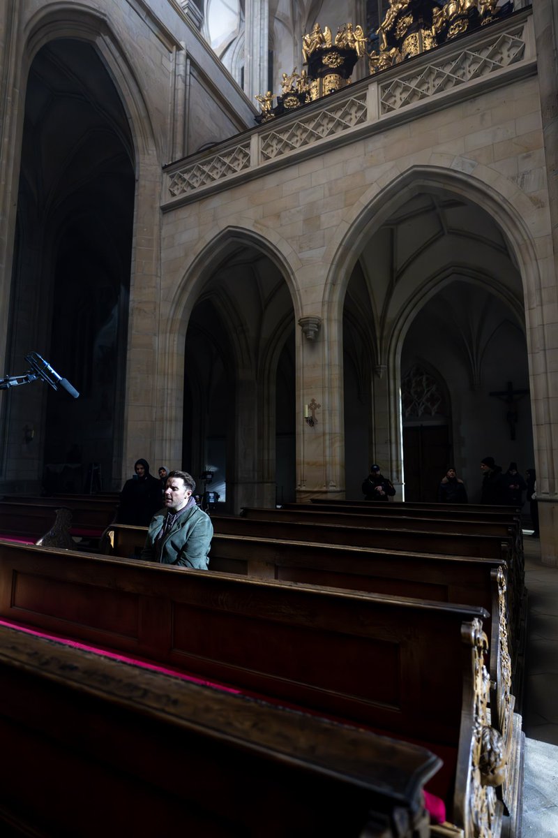 LukeDaleLive's tweet photo. Who tf was sat in that cathedral? 😉#KCD2 #KingdomComeDeliverance2 https://t.co/XXmnVO6ykl