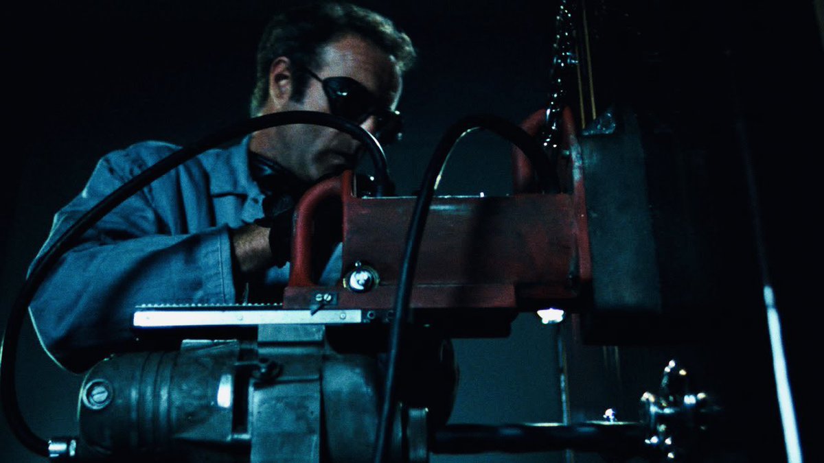 MovieDisciple's tweet photo. THIEF is a neo-noir masterpiece. 💎 https://t.co/DL3uRJlO8T