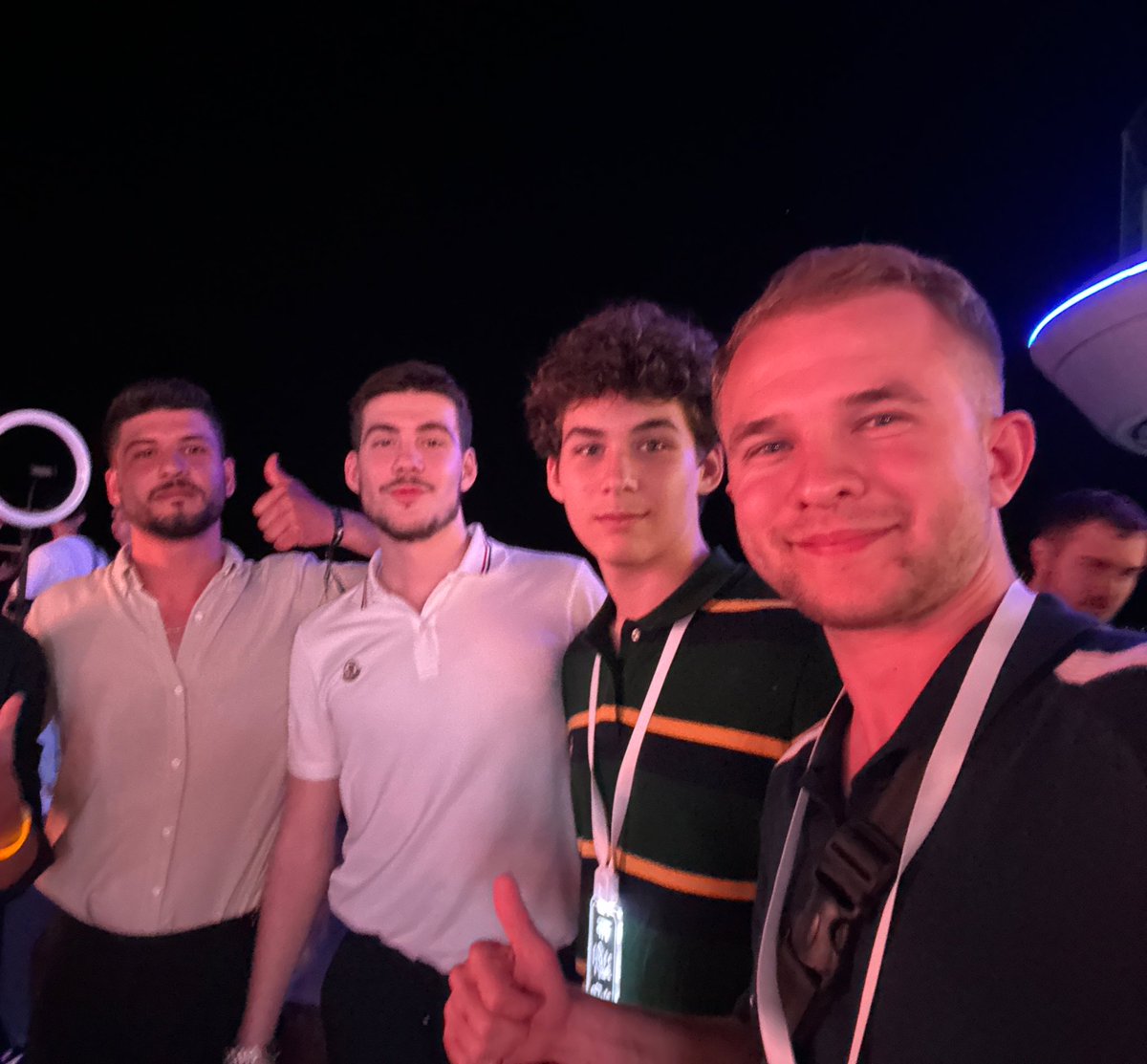 Organize Kripto tweet media