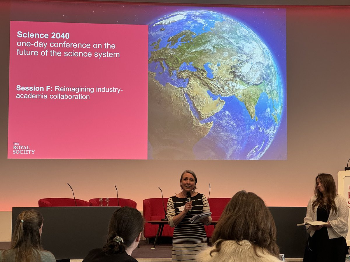 What should UK science look like in 2040? Great day at the @royalsociety to discuss #Science2040, talking about areas such as defining ‘excellence’, improving international collaboration and supporting academia-industry links.