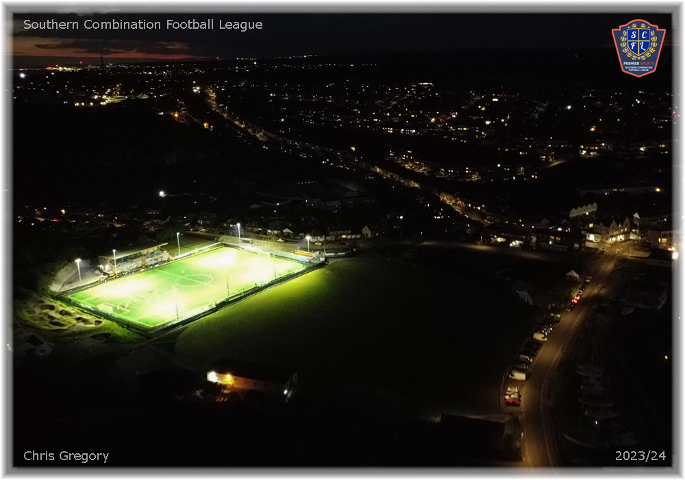 Newhaven Football Club under the lights. @TheSCFL @NewhavenFC @NonLeagueCrowd