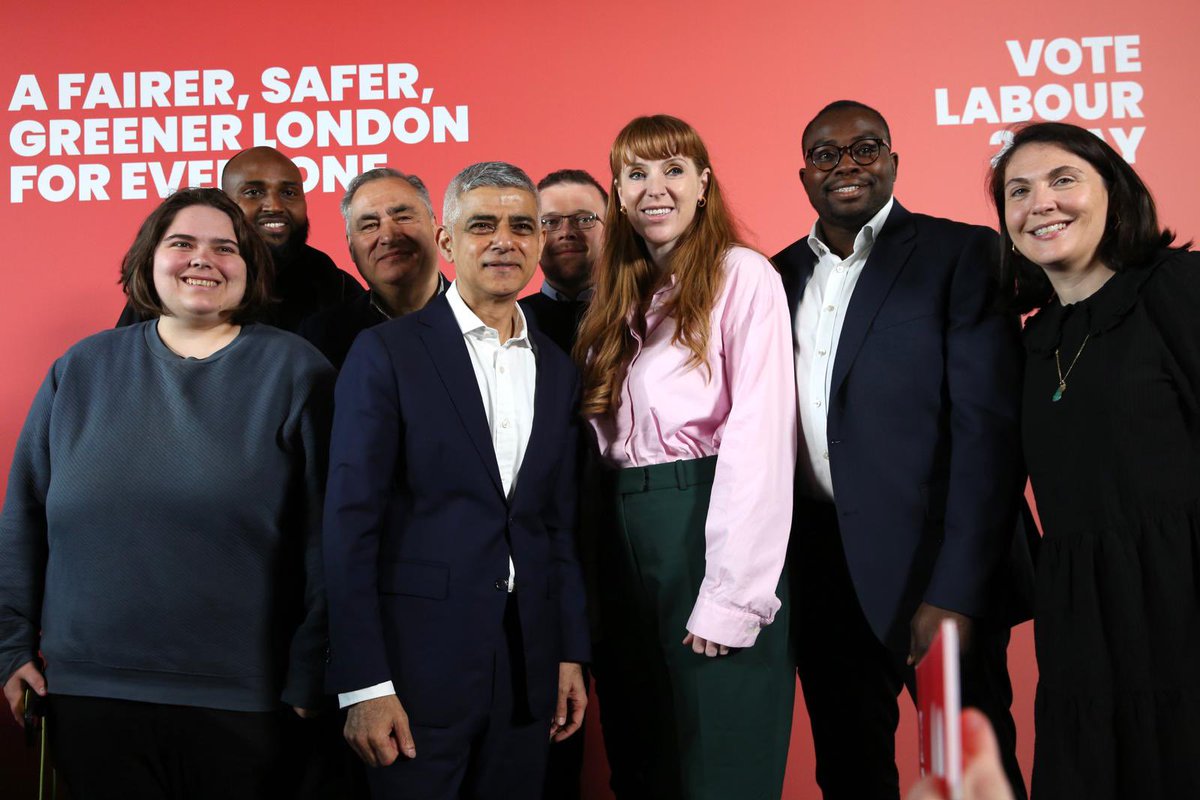 It was fantastic to join @SadiqKhan as he unveils his inspiring manifesto alongside the incredible team Greenwich and my phenomenal sisters @DawnButlerBrent and @FloEshalomi