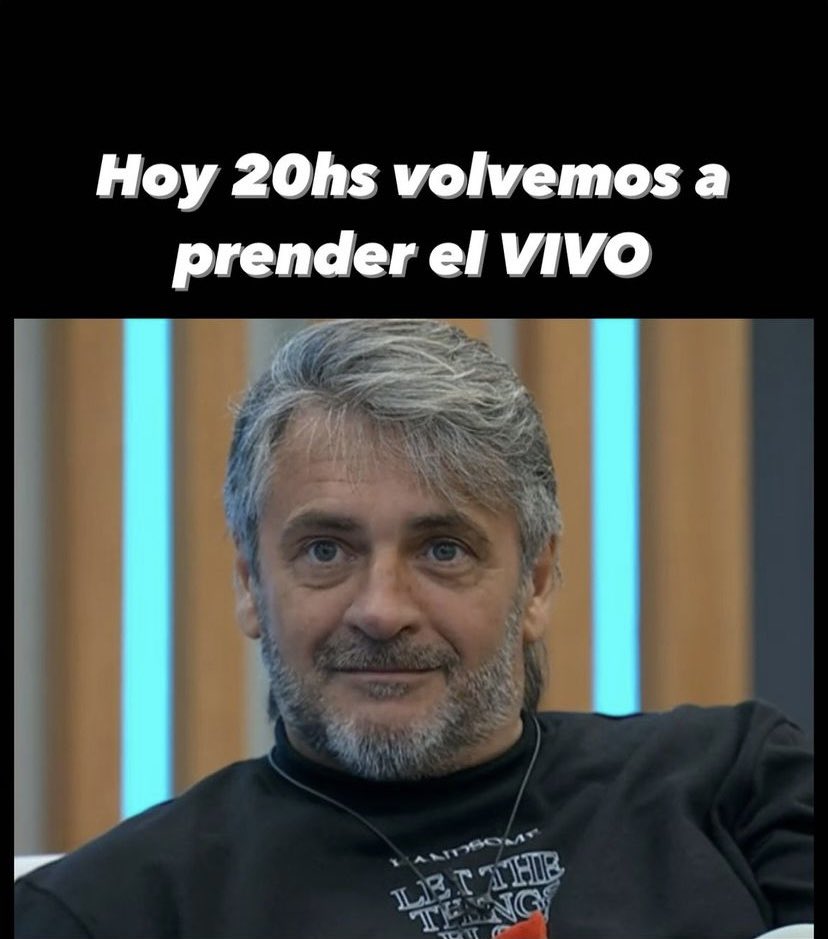 dmartinezcorti's tweet photo. Hoy volvemos a hacer vivo a las 20hs para charlar sobre Daro y hacerle el aguante! Gracias a todos! Los esperamos 🤍💪🏽 https://t.co/XLt2CC1ykc