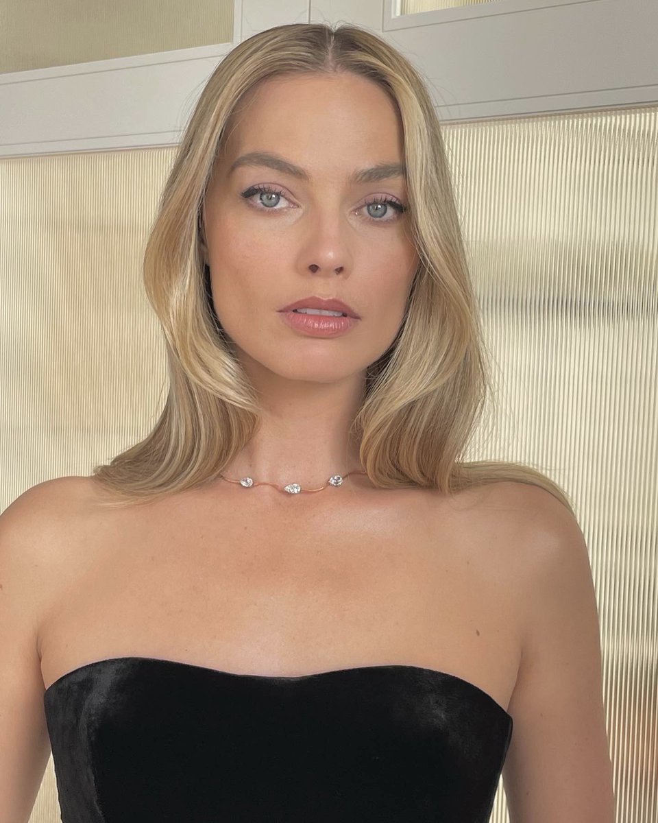 margot robbie, the woman that you are