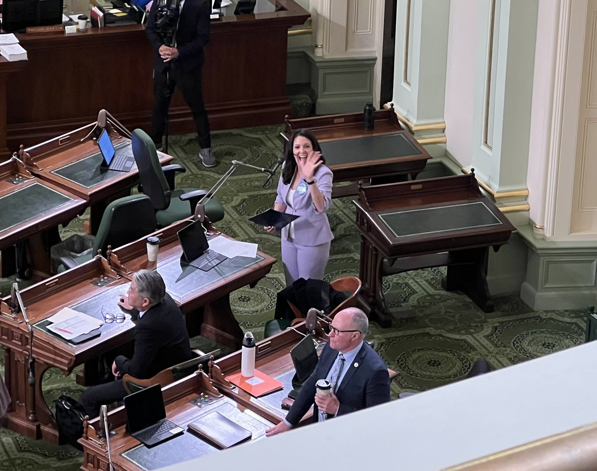 CalCities's tweet photo. Today on the Assembly floor @AsmPacheco announced a resolution proclaiming April 14-20 as California Cities Week. Thank you Assemblymember for recognizing the hard work of city officials and staff to provide vital services to residents! #CACitiesWeek https://t.co/VNtFbssbJo