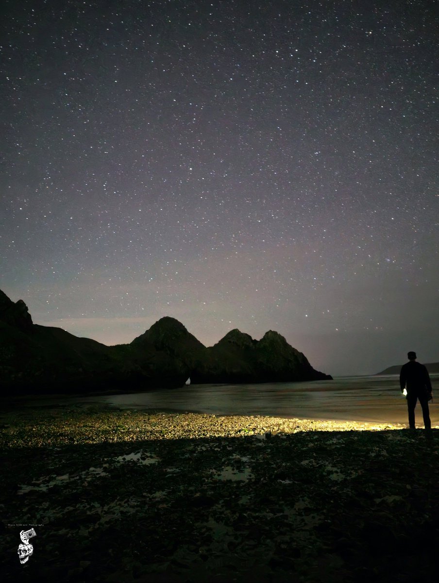 Three Cliffs Under the stars 🌟 🌙✨️ #wales #gower