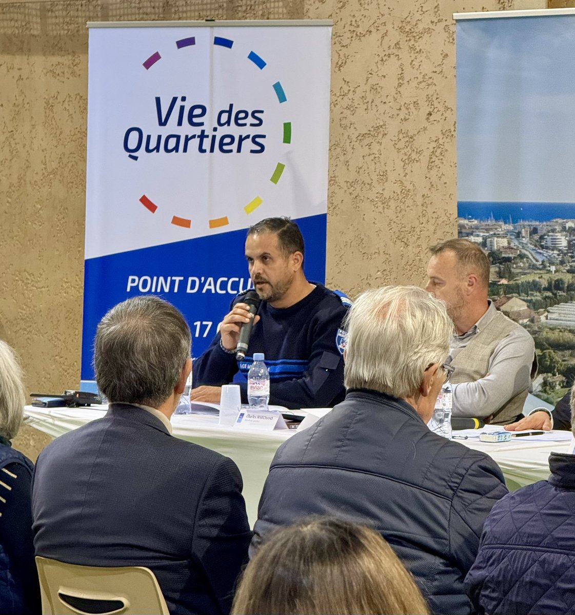 🙌 Nouveau succès de la démocratie participative pour la réunion de quartier Caïs/Capitou. 🏫 Les projets ont été abordés avec notamment la future école de La Baume et les aménagements urbains qui en découlent. Ainsi, ce quartier reçoit lui aussi toute l’attention de la ville.