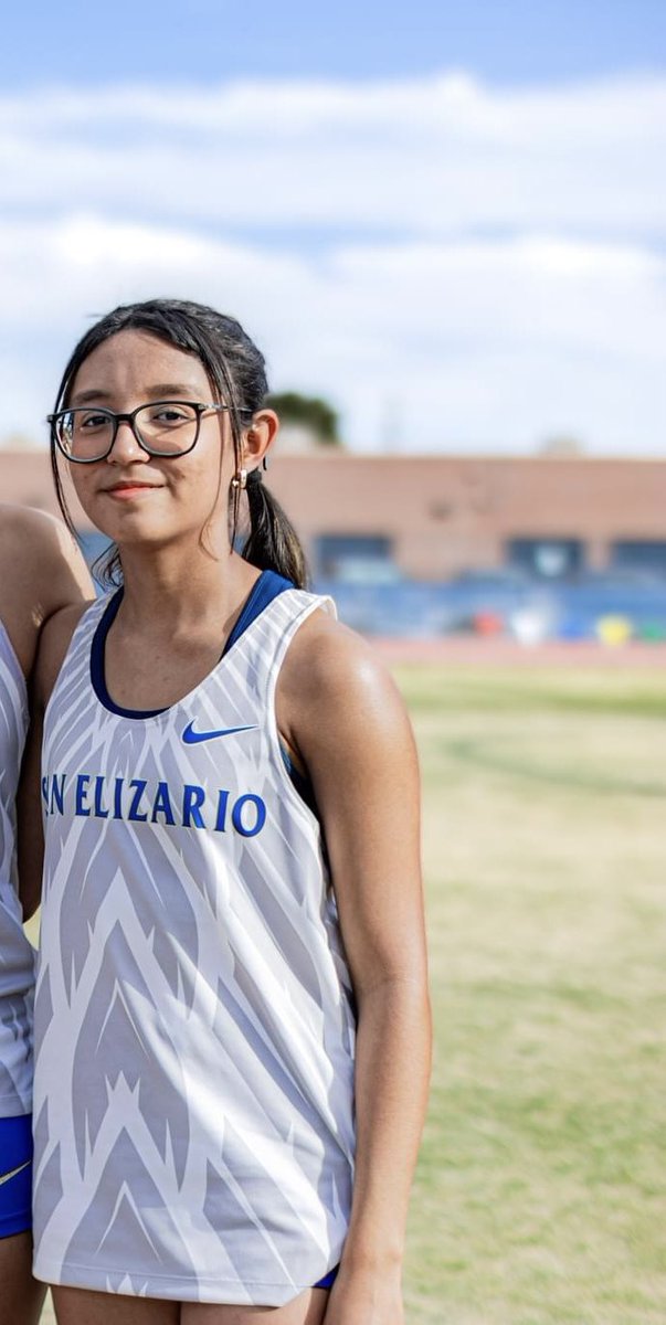 JorgeMaeseSEHS's tweet photo. 3 of 6 Juniors Regional Bound for 2-4A Track & Field representing San Elizario Running . @BryannaMoreno (4x200), @JocelynRomero (4x200), @nayeliHernandez (4x200) #trackandfield24 #workharderdreambigger #playhardworkhard https://t.co/olipqk4iHI