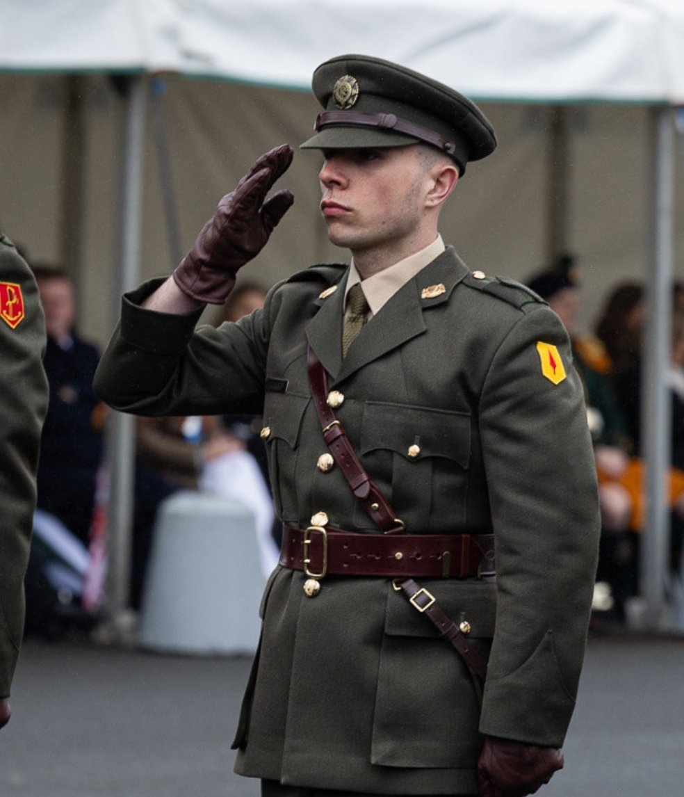 Yesterday, 3 members of the 99th Cadet Class were Commissioned as Cavalry Officers. The Corps welcomes them, & congratulates all the new @defenceforces & @Armed_Forces_MT officers of the 99th Cadet Class on their Commissions! #Cavalry #CarpeDiem #óglaighnahéireann @goc_dftc⬛️🟥🟩