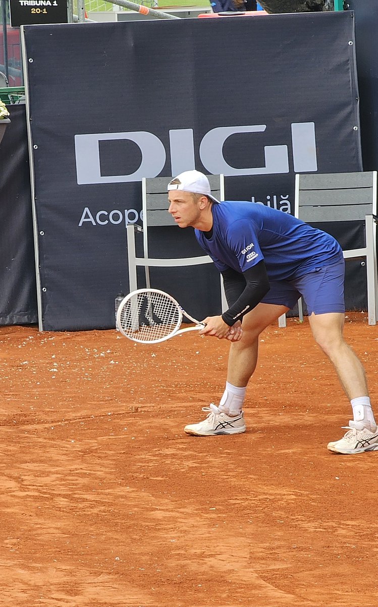 anca_m_anca's tweet photo. #TiriacOpen #ThisIsBucharest https://t.co/p60l9w1gpU
