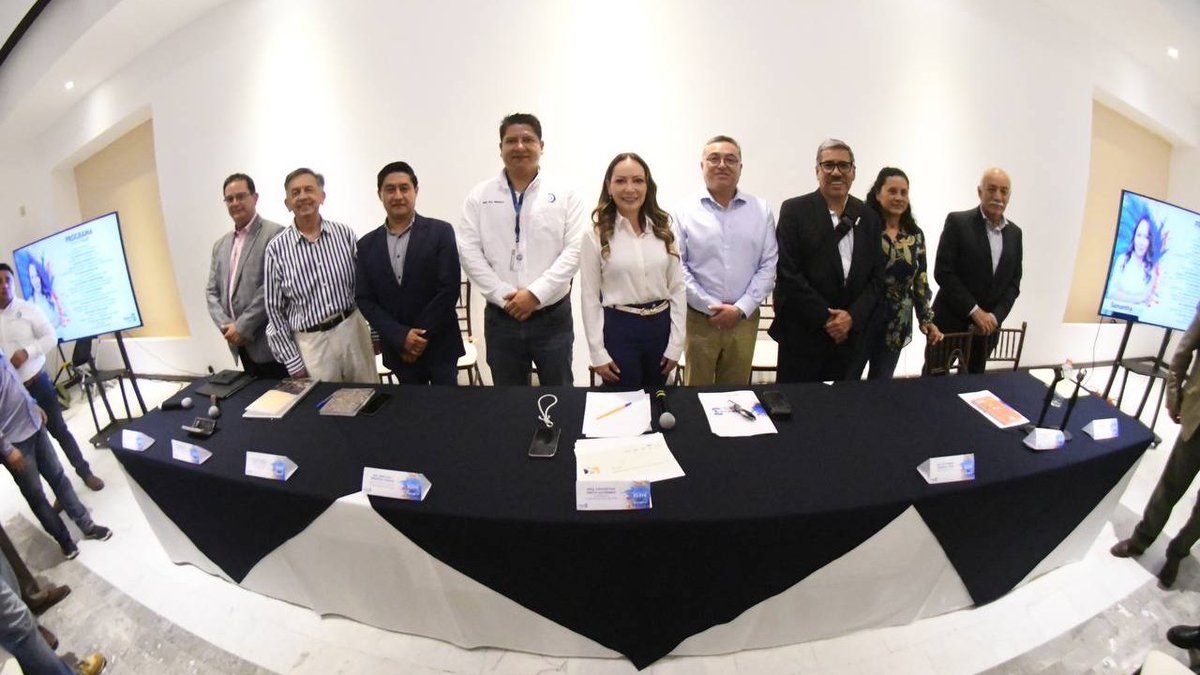 Con la participación de catedráticos y especialistas en diferentes temas se realizó el 1er panel “Plataforma 3×3” de la candidata a la Presidencia Municipal de Guanajuato, @Samanthasmx. Para fortalecer sus propuestas y garantizar la participación 🙋🏻‍♂️🙋🏻🙋🏻‍♀️. bit.ly/4aGE7hg