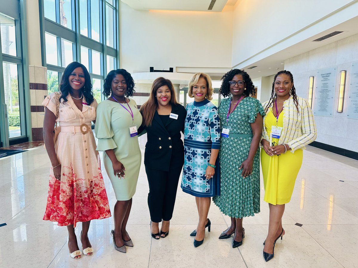 Congratulations to all of our Executive Women of the Palm Beaches Women In Leadership Awards (WILA) Nominees and Winners today, so many of whom I am proud to call friends. Big congrats to Ava Parker for winning the Public Sector award. #womensupportingwomen