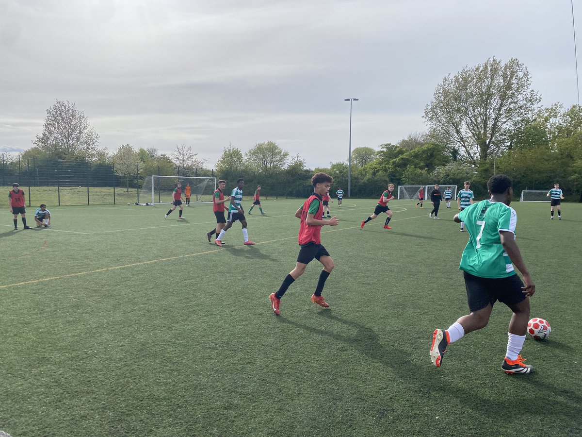 A great match today against West Hatch. Our students <a href="/ESJ6Form/">Epping St John’s Sixth Form</a> <a href="/EppingStJohns/">ESJ</a> played really well. 2-1 to West Hatch but a very close match. Thank you to <a href="/PEMrGlass/">Mr Glass</a> for arranging the fixture