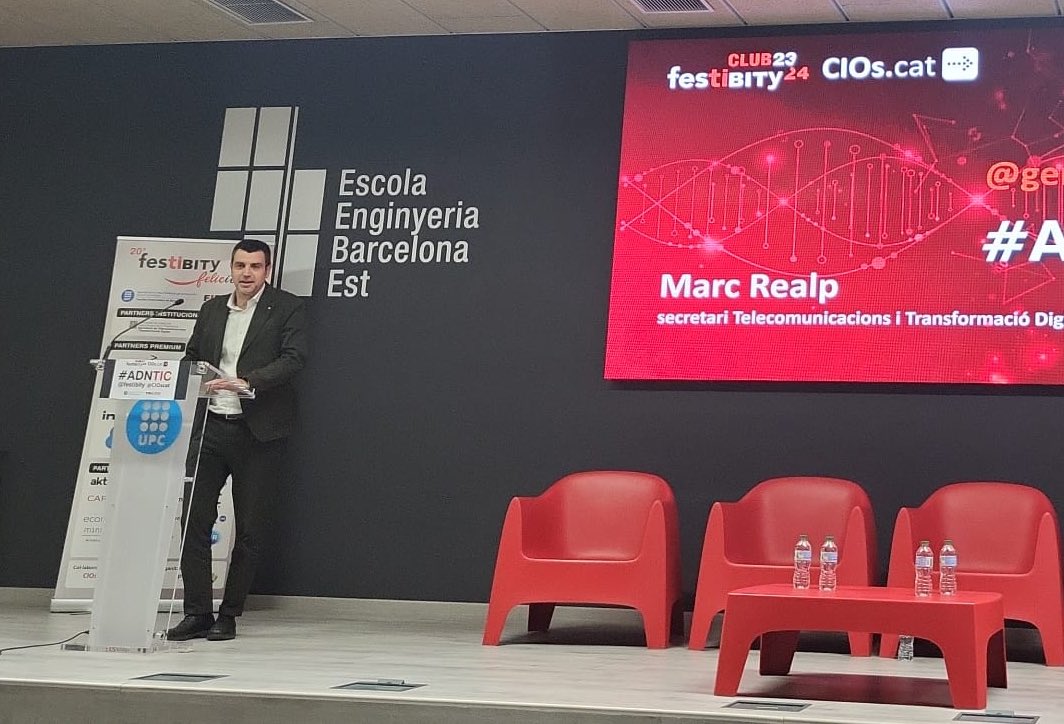 El secretari Marc Realp clou la jornada de @CIOscat 'iTalent dels CIOS i dels seus equips', en la qual ha destacat que 'la figura de responsable d'informació i tecnologia és més fonamental que mai' per tal 'd'adaptar-nos a aquesta revolució digital i per donar resposta'