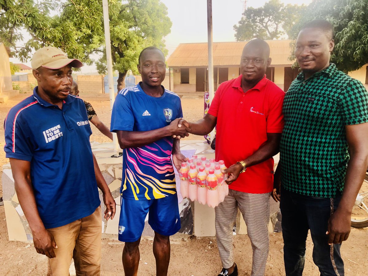 Our supporters group today donated assorted drinks and water to both the technical team and players ahead of Sunday’s match against Maana FC
#lionsofthenorth #powersc #wecan #powermaana