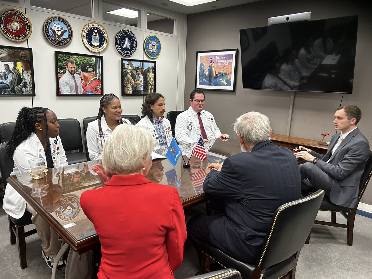 We appreciate Sen. Markwayne Mullin and his staff for understanding and listening to the essential healthcare issues we face. Also thank you to our Oklahoma State University Center for Health Sciences College of Osteopathic Medicine contingency. @SenMullin @OSUMedicine