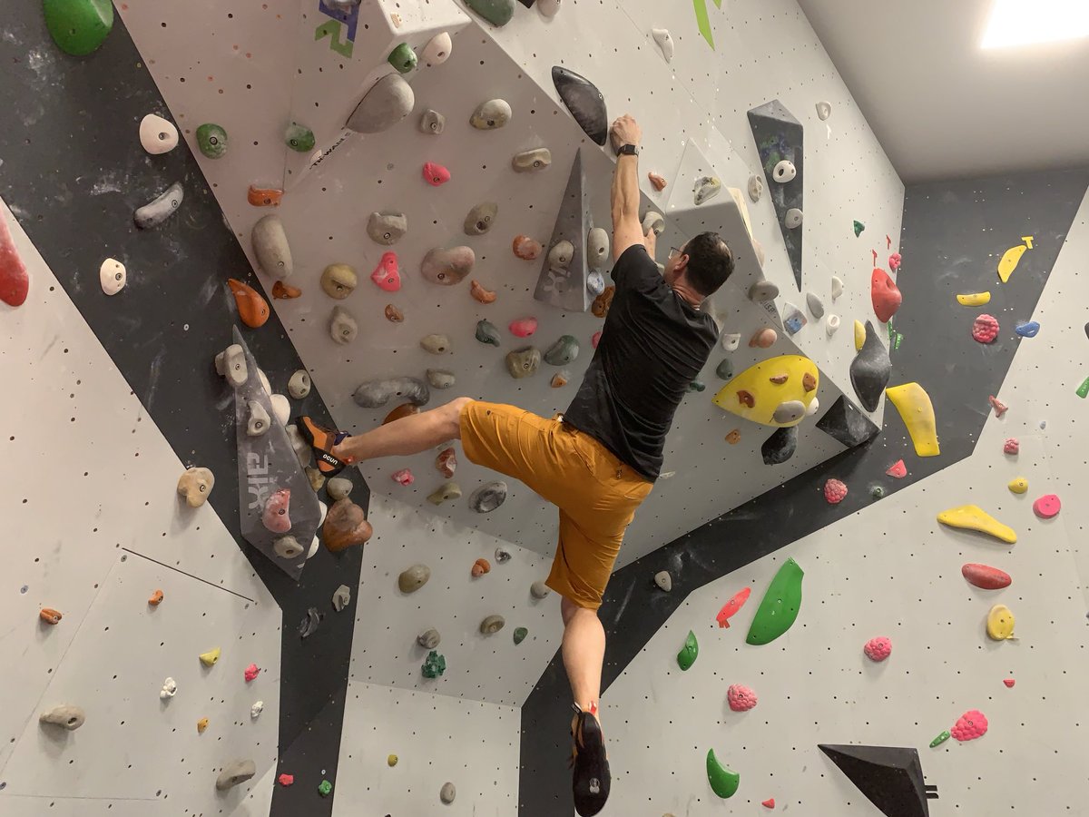 JirkaFukan's tweet photo. Malý trénink #bouldering https://t.co/QkIda9x7GM
