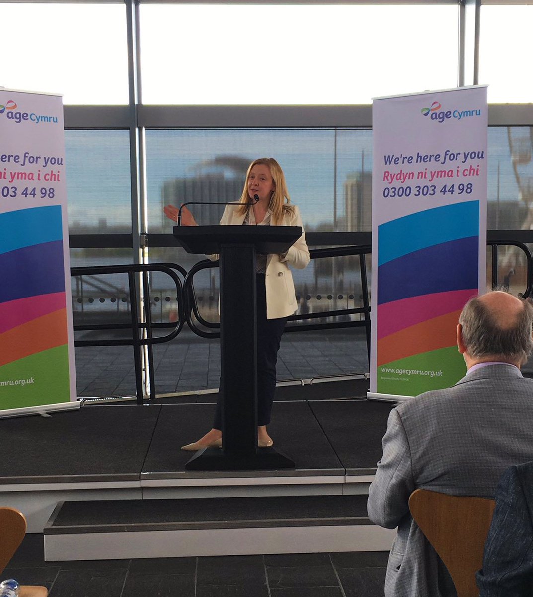 Jayne Bryant set out our priorities for older people's mental health today at an @AgeCymru event in the Senedd. We're currently consulting on both the draft Mental Health and Wellbeing Strategy and the Suicide and Self-harm Prevention Strategy.💻 Make sure you have your say! 👇