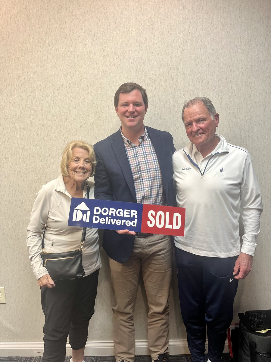 DorgerDiff's tweet image. “THE DORGER GROUP DEFINITELY MAKES A DIFFERENCE!”

We love helping our clients reach &amp;amp; exceed their real estate goals! We were able to put our expertise to work for this lovely couple to sell their home in record time with multiple offers over asking &amp;amp; get a new condo!