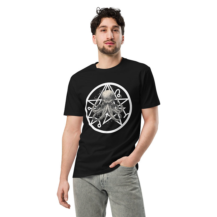 MagiCraft_Shop's tweet photo. H.P. Lovecraft Cthulhu Unisex premium t-shirt - summer magic wicca pagan deity: https://t.co/iX18Z9NSPv

#lovecraft #cthulhu #hplovecraft #horror #lovecraftian #callofcthulhu #cthulhumythos #cosmichorror #necronomicon #darkart #fantasy  #terror #lovecraftianhorror #arkham https://t.co/NV5LSFdkmR