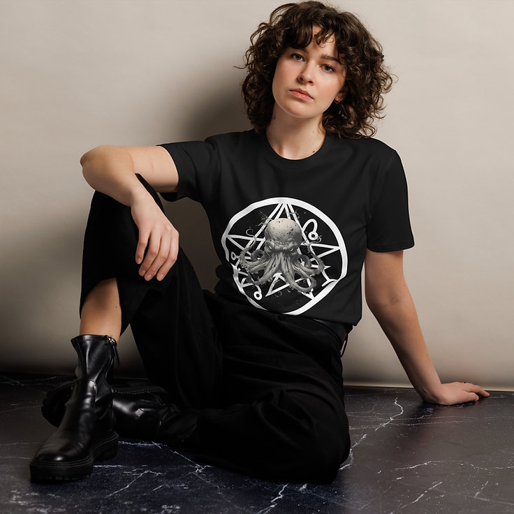 MagiCraft_Shop's tweet photo. H.P. Lovecraft Cthulhu Unisex premium t-shirt - summer magic wicca pagan deity: https://t.co/iX18Z9NSPv

#lovecraft #cthulhu #hplovecraft #horror #lovecraftian #callofcthulhu #cthulhumythos #cosmichorror #necronomicon #darkart #fantasy  #terror #lovecraftianhorror #arkham https://t.co/NV5LSFdkmR