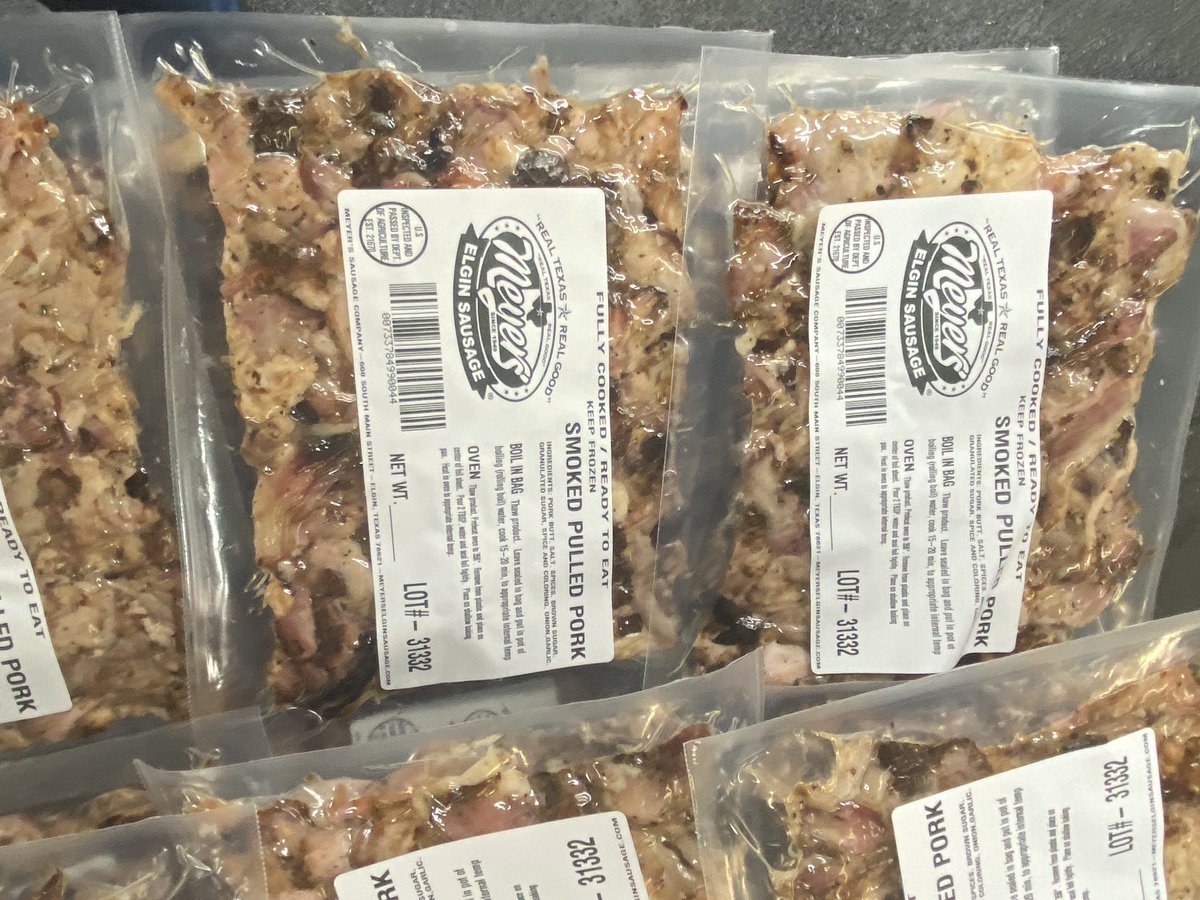 cuetopia's tweet image. Packaging pulled pork. Sauce not included.
