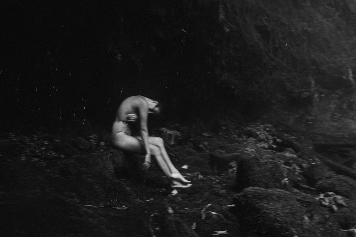 UNHEARD WHISPERS 

genesis on <a href="/base/">Base</a> <a href="/foundation/">Foundation 🌐</a> 
0.012 $ETH 

Listen to those delicate and fragile whispers that exist on the edge of perception, waiting to be acknowledged.

curated by <a href="/andrealitmus/">🍅 andrealitmus</a> <a href="/CuratedCircus/">Circus</a>