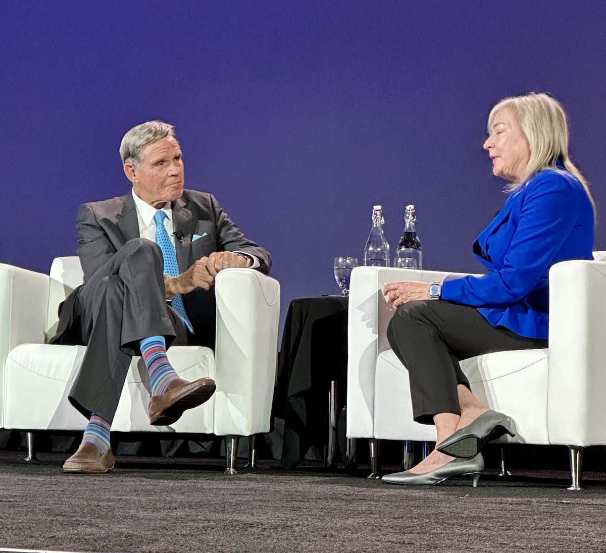Incredible master class on #AI by @EricTopol @ACPIMPhysicians annual meeting. He reviewed the rapidly growing body of evidence and the need for real-world evidence in clinical practice. Thank you @DarilynMoyer for your leadership!