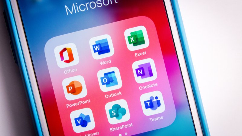 Microsoft 365 is one of the most comprehensive productivity tools that Microsoft offer, incorporating apps, cloud storage of 1 TB &amp; everything can be accessed on desktops, phones &amp; tablets no matter where you are.

Read more here: pcrconnected.co.uk/news/why-is-mi…

#ITSupport #Surrey #Kent