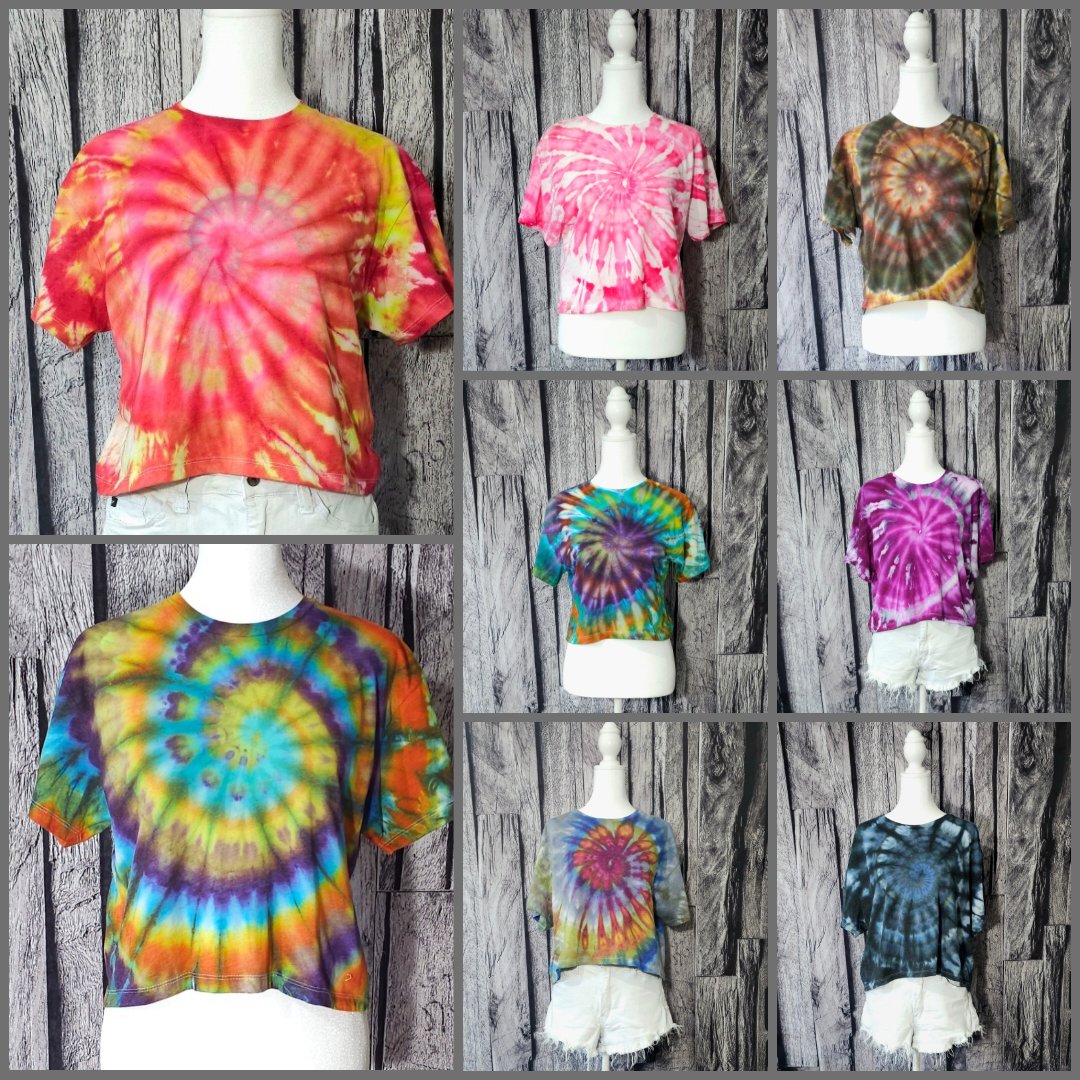 Love spiral tie/Ice dye? I got you! All my crop tops are ready to ship! Come take a look! I have tons of different colors and creations! tietasticcreations.etsy.com