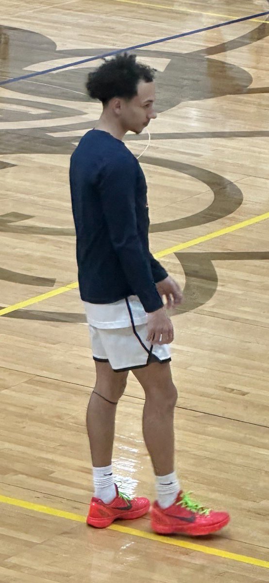 CoachTMF's tweet photo. Happy birthday to my RyeDawg @RFornerette @RyeFornerette1 
Can’t believe you’re 21 already!  We are very proud of you and your accomplishments so far.  Keep working, striving for the goals you’ve set for yourself and always keep God first.  Love you big dawg! https://t.co/uZORoDAceG